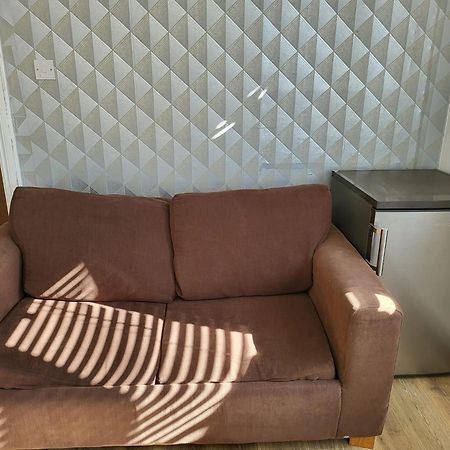Serene 1 Bedroom, 3 Single Beds Bristol Ngoại thất bức ảnh